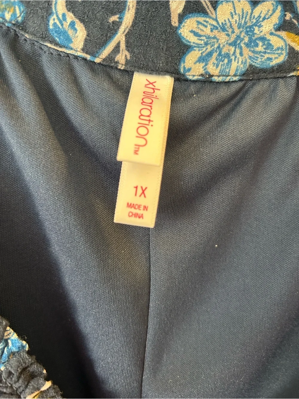 xhilaration for Target Floral V-Neck Flowy Navy Women’s Dress Fully Lined EUC 1X